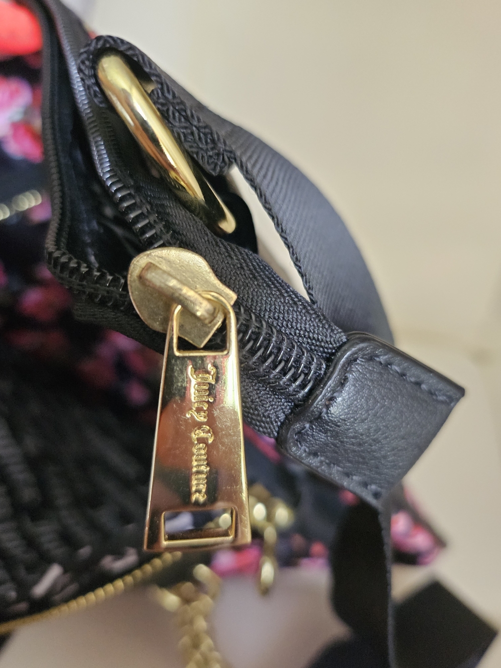 Juicy Couture Floral Crossbody Bag in Black with Pink Roses - Picture 11 of 12